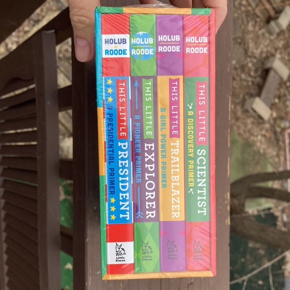 Little Simon; Boxed Set edition (Children's Books) - Picture 2 of 4